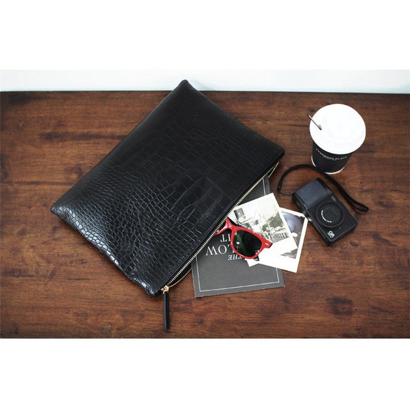 NIGEDU Women Clutches Crocodile Grain PU Leather Envelope Clutch Bag (Black) - Image 3